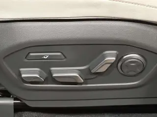 Hyundai SANTA FE Híbrido 2026 AWD Calligraphy SUV de 4 puertas