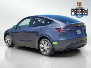 Tesla Model Y 2023 AWD 4p Crossover