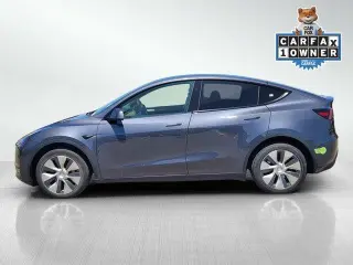 Tesla Model Y 2023 AWD 4p Crossover