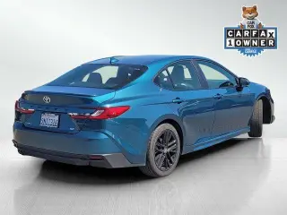 Toyota Camry 2025 SE 4p Sedan