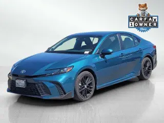 Toyota Camry 2025 SE 4p Sedan