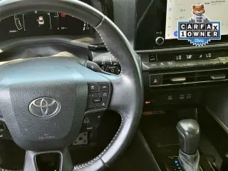 Toyota Camry 2025 SE 4p Sedan