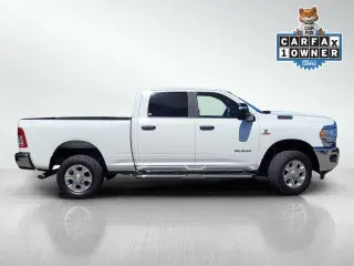 Ram 2500 2024 4x4 Big Horn 4p. Crew Cab 6,3 pies SB Pickup