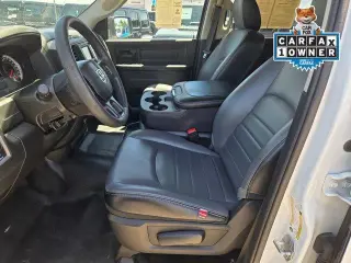 Ram 1500 Classic 2022 4x2 Tradesman 4p Camión Cabina Completa 5.5 ft. SB