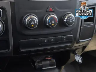 Ram 1500 Classic 2022 4x2 Tradesman 4p Camión Cabina Completa 5.5 ft. SB