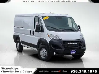 Ram ProMaster 2023 2500 136 WB 3dr Low Roof Cargo Van