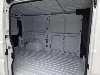 Ram ProMaster 2023 2500 136 WB 3dr Low Roof Cargo Van