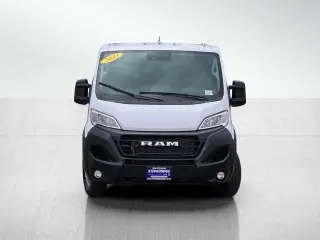 Ram ProMaster 2023 2500 136 WB 3dr Low Roof Cargo Van