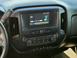 Chevrolet Silverado 1500 2018 4x2 Custom 4p Doble Cab 6,5 ft. SB