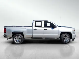 Chevrolet Silverado 1500 2018 4x2 Custom 4p Doble Cab 6,5 ft. SB