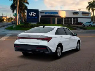 Hyundai ELANTRA 2026 SE 4p Sedan
