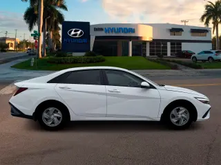 Hyundai ELANTRA 2026 SE 4p Sedan