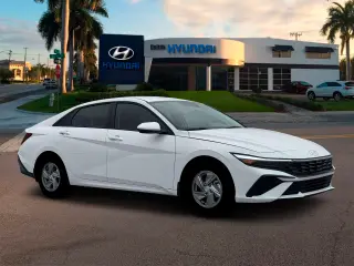Hyundai ELANTRA 2026 SE 4p Sedan