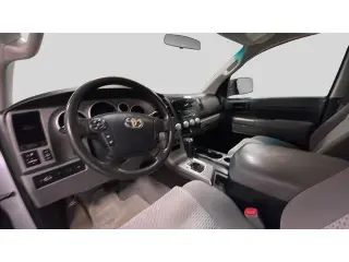 Toyota Tundra 2011 4x4 Grado 4dr Doble Cabina Camioneta SB (5.7L V8 FFV)