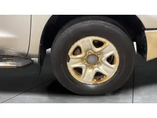 Toyota Tundra 2011 4x4 Grado 4dr Doble Cabina Camioneta SB (5.7L V8 FFV)