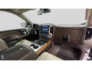 GMC Sierra 1500 2018 4x4 SLT 4p. Crew Cab 5.8 ft. CB