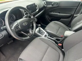 Hyundai VENUE 2022 Limited 4dr Crossover