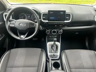 Hyundai VENUE 2022 Limited 4dr Crossover