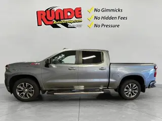 Chevrolet Silverado 1500 2021 4x4 RST 4p Crew Cab 5.8 ft. SB