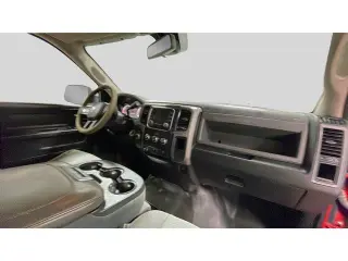 Ram 2500 2016 4x4 Tradesman 4p. Cabina Tripla 6,3 ft. SB Camioneta