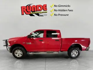Ram 2500 2016 4x4 Tradesman 4p. Cabina Tripla 6,3 ft. SB Camioneta