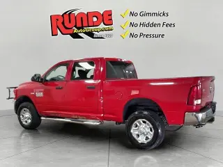 Ram 2500 2016 4x4 Tradesman 4p. Cabina Tripla 6,3 ft. SB Camioneta