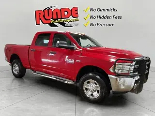Ram 2500 2016 4x4 Tradesman 4p. Cabina Tripla 6,3 ft. SB Camioneta