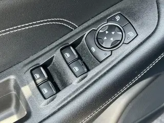 Ford Edge 2024 AWD Titanium 4p SUV