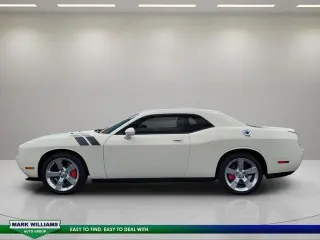 Dodge Challenger 2009 R/T Clásico 2p Coupe