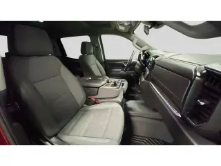 Chevrolet Silverado 1500 2022 4x4 LT 5p. Cabina Doble 5.8 pies C.B. con 1LT