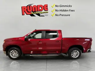 Chevrolet Silverado 1500 2022 4x4 LT 5p. Cabina Doble 5.8 pies C.B. con 1LT