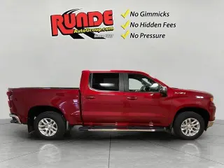 Chevrolet Silverado 1500 2022 4x4 LT 5p. Cabina Doble 5.8 pies C.B. con 1LT
