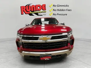 Chevrolet Silverado 1500 2022 4x4 LT 5p. Cabina Doble 5.8 pies C.B. con 1LT