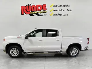 Chevrolet Silverado 1500 2023 4x4 LT 4p. Cabina Crew 5.8 ft. SB con 1LT