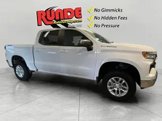 Chevrolet Silverado 1500 2023 4x4 LT 4dr Crew Cab 5.8 ft. SB con 1LT