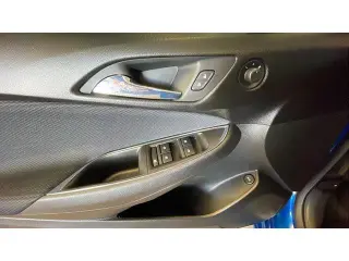 Chevrolet Cruze 2016 LT Auto 4p Sedán con 1SD