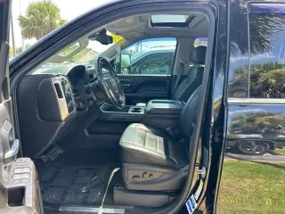 GMC Sierra 3500HD 2015 4x4 Denali 4p Cabalada Completa SB SRW
