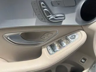Mercedes-Benz GLC 2022 GLC 300 4dr SUV