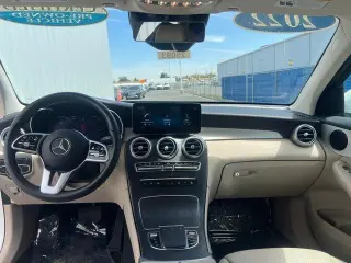 Mercedes-Benz GLC 2022 GLC 300 4dr SUV