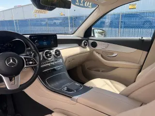 Mercedes-Benz GLC 2022 GLC 300 4dr SUV