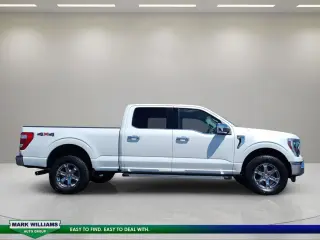 Ford F-150 2022 4x4 XL 4dr SuperCrew 5.5 ft. SB