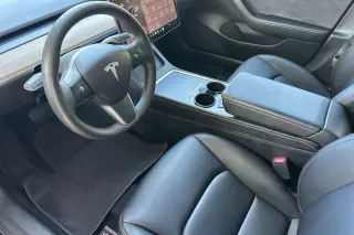 Tesla Model 3 2023 Sedán 4p