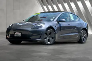 Tesla Model 3 2023 Sedán 4p