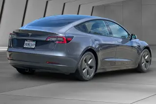 Tesla Model 3 2023 Sedán 4p