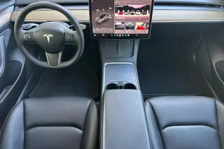 Tesla Model 3 2023 Sedán 4p