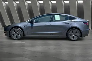 Tesla Model 3 2023 Sedán 4p