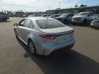 Toyota Corolla 2024 LE 4p Sedán