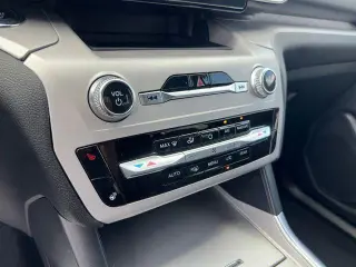 Ford Explorer 2024 4x4 XLT 4p SUV