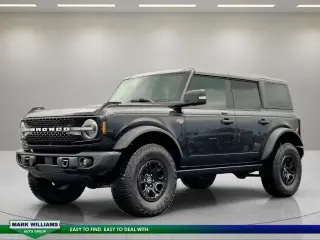 Ford Bronco 2023 4x4 Base Advanced 4p SUV