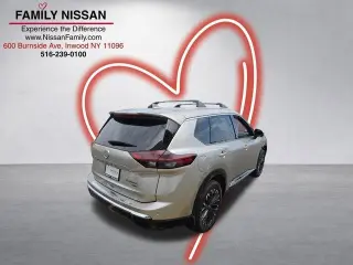 Nissan Rogue 2026 AWD Platinum 4p Crossover